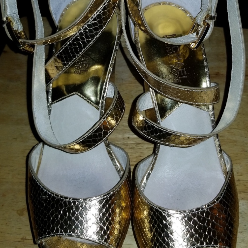 michael kors gabriella wedge